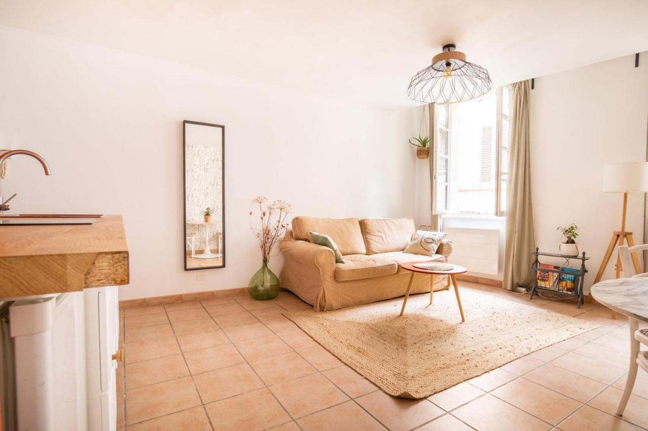 Coquet Appartement Typique Du Panier Marseille Exteriör bild