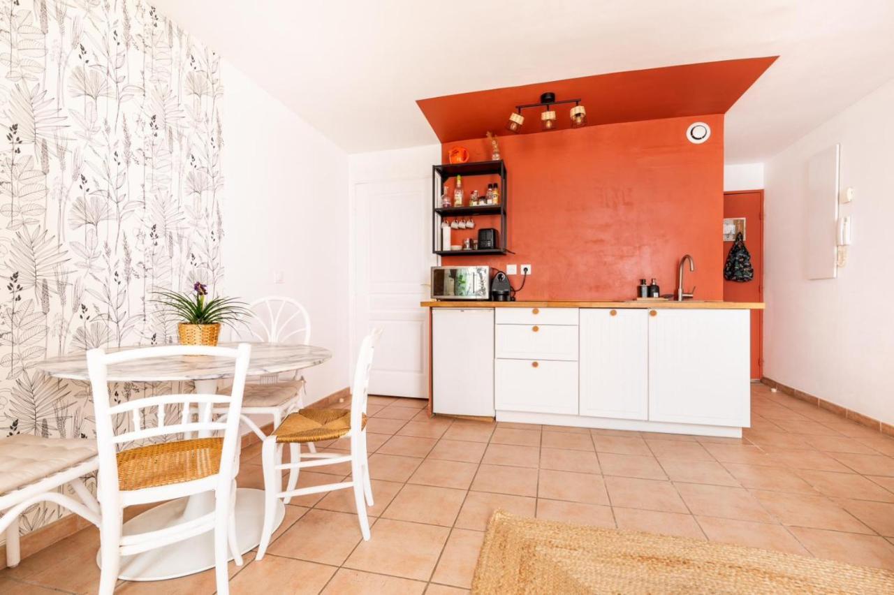 Coquet Appartement Typique Du Panier Marseille Exteriör bild
