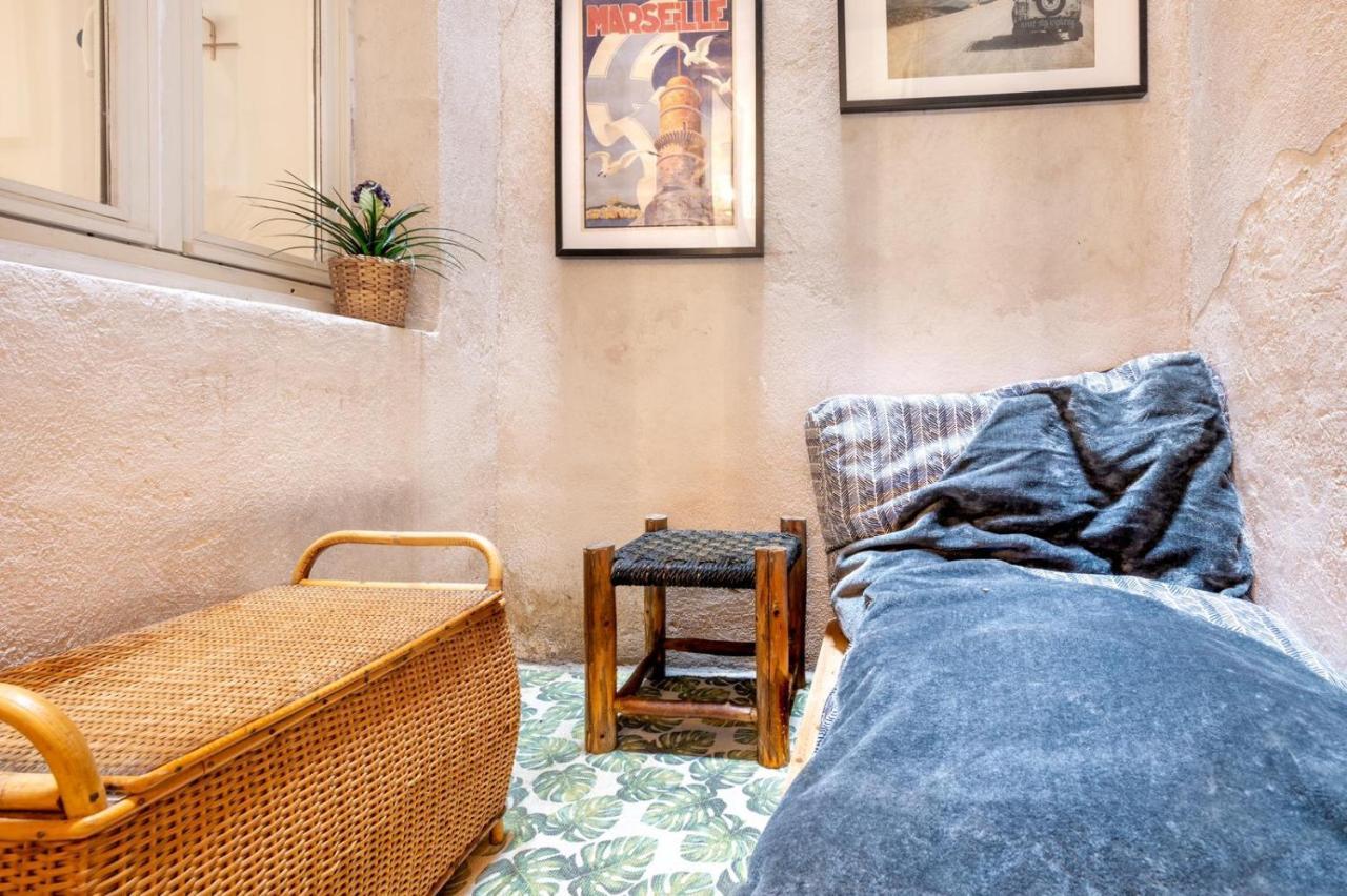 Coquet Appartement Typique Du Panier Marseille Exteriör bild